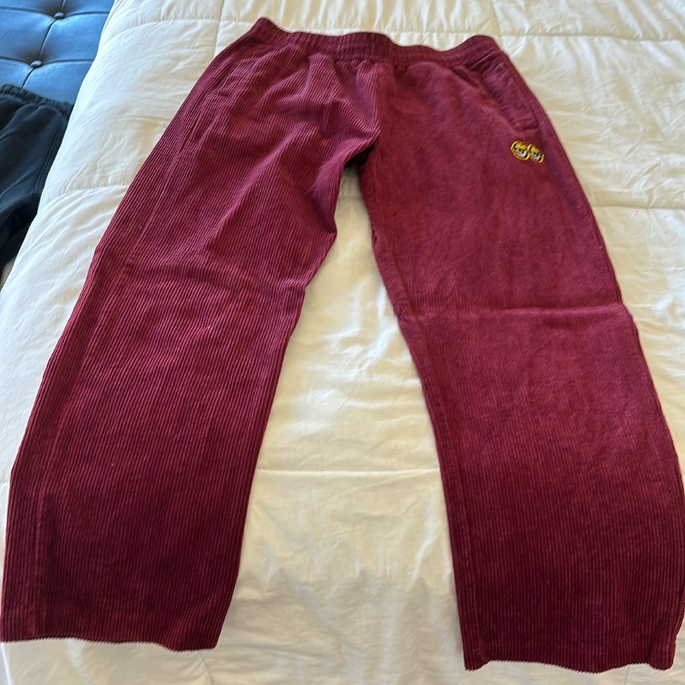 Men’s Krooked corduroy skate pants burgundy size L